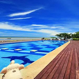 Sea-Sky Resort